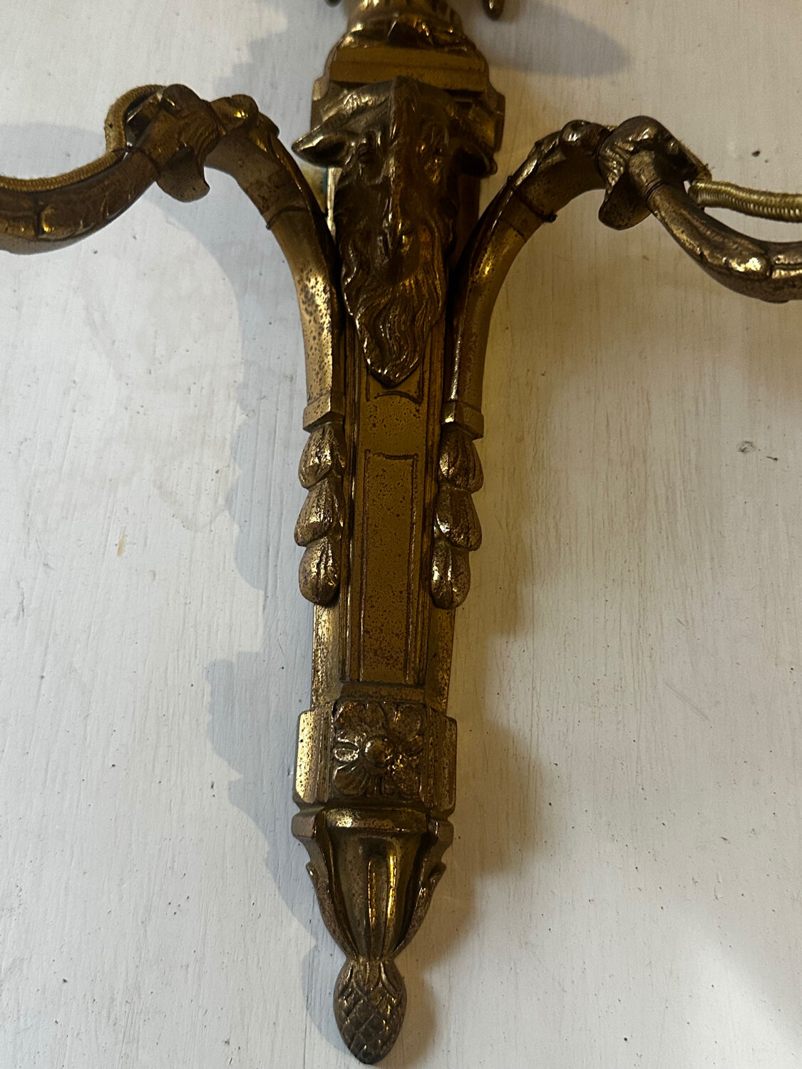 Brass wall sconce – goat head decoration – Louis XVI Empire style –