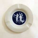Porcelain ashtray Cameo