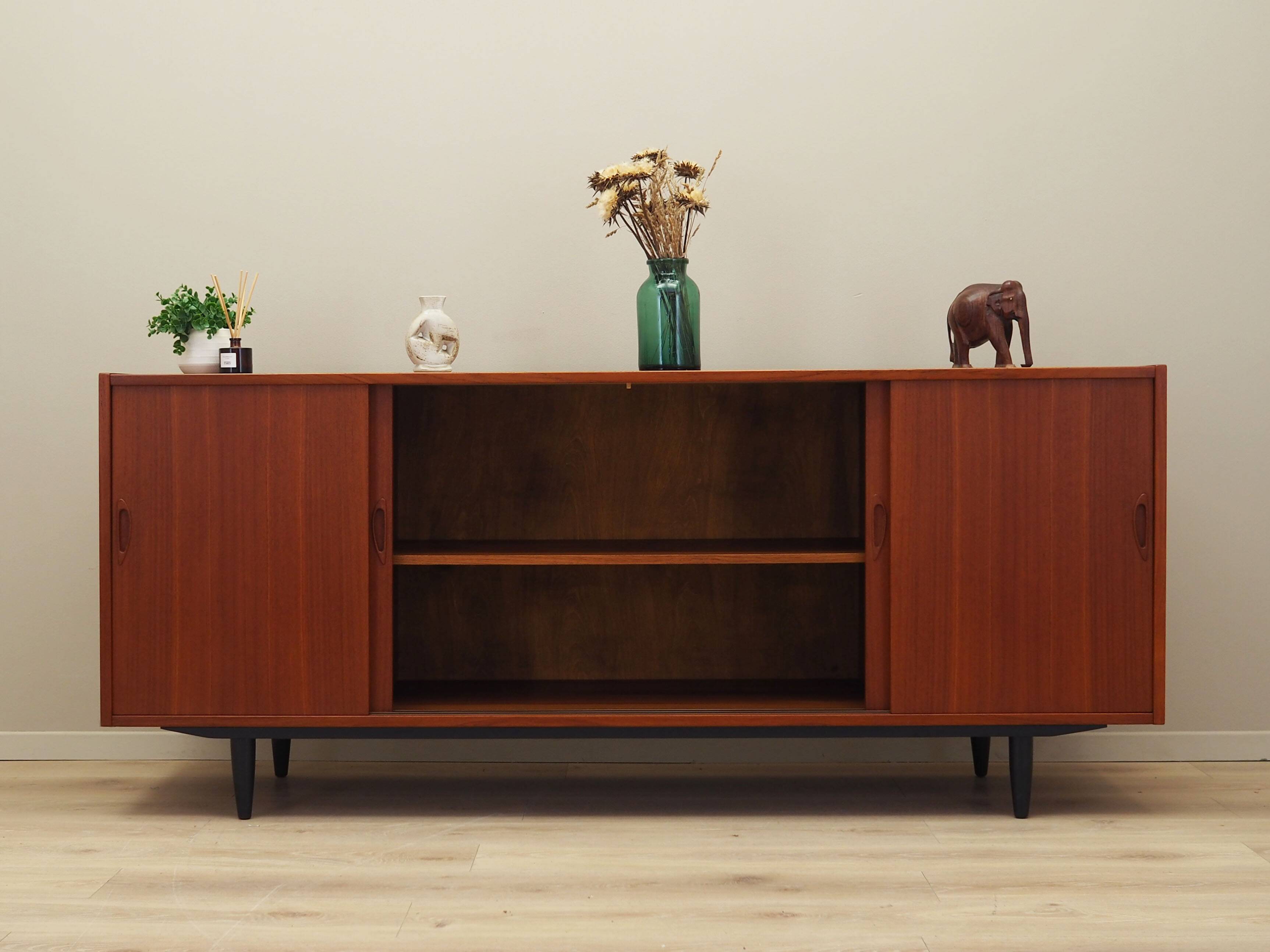 Teak sideboard, Danish design, 1970s, production: Denmark