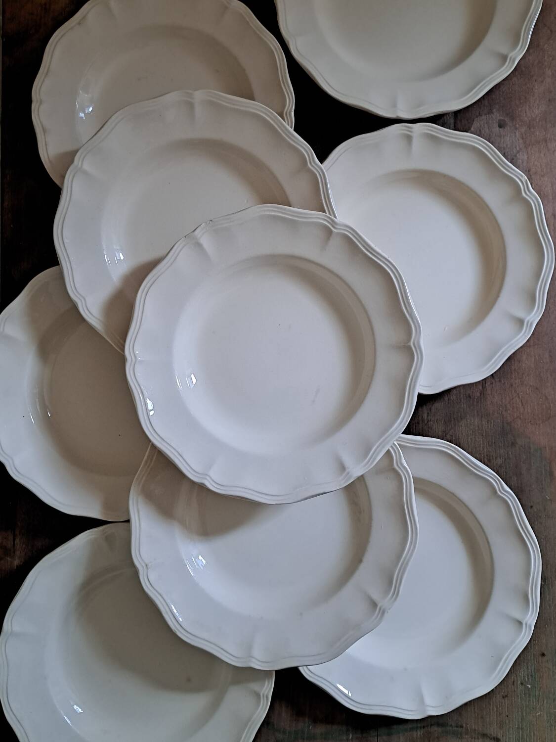 Set of 9 Sarguemines ivory soup plates
