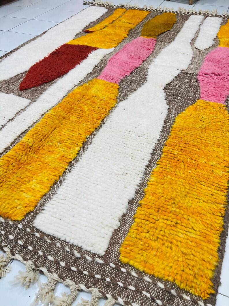 Unique handmade artisan rug 250cm x 150cm