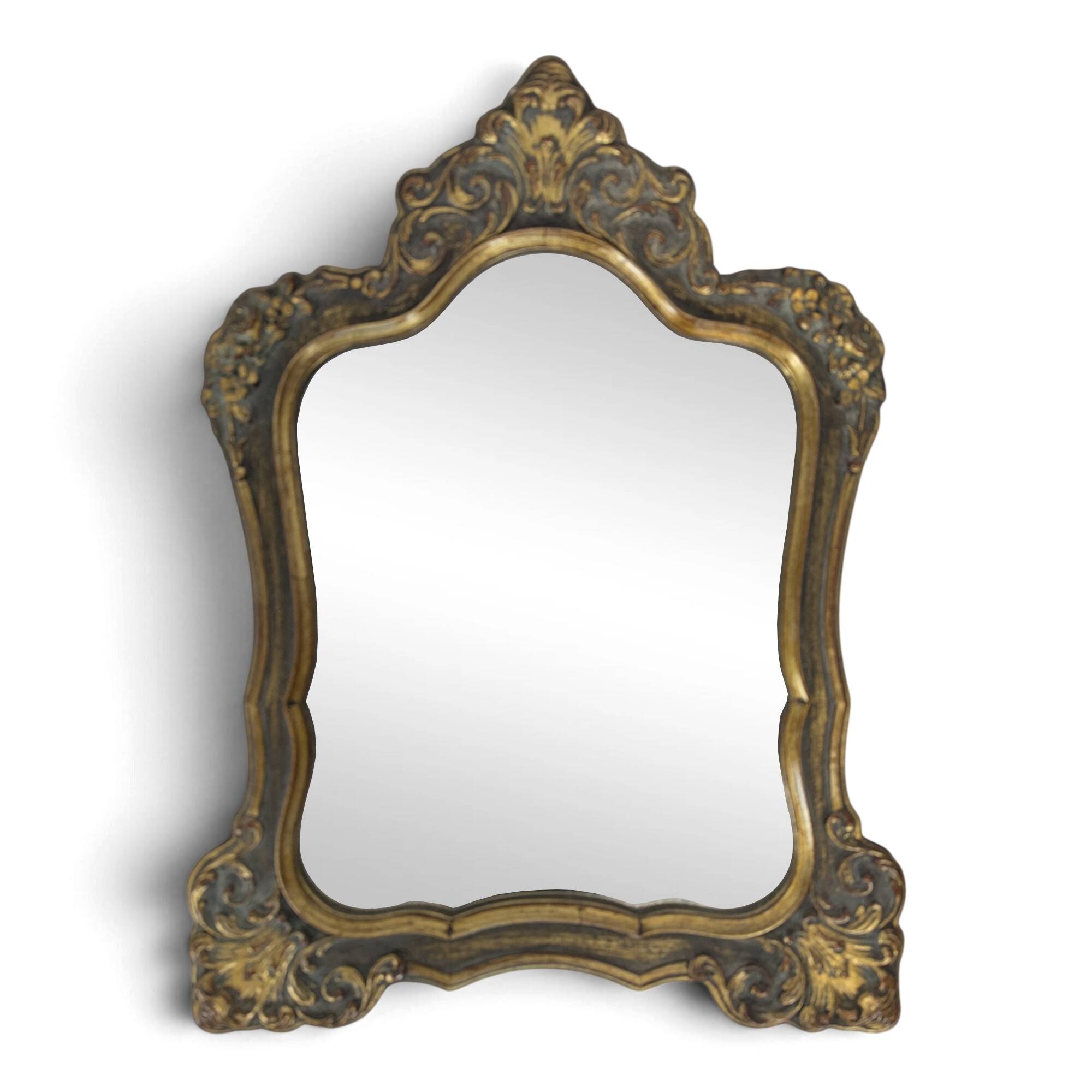 Miroir Louis XV en bois doré à cartouche