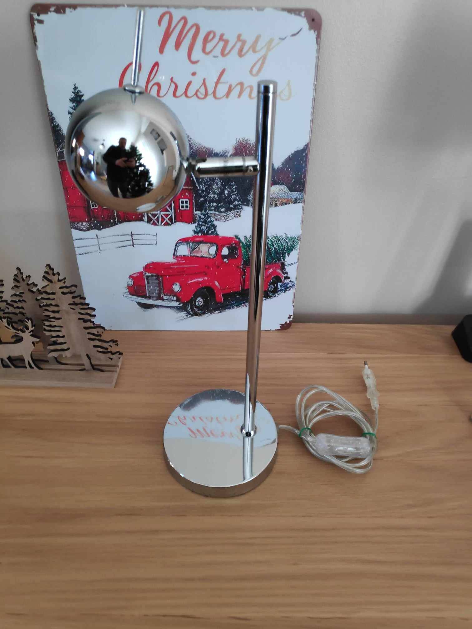 Agemob International eyeball type lamp