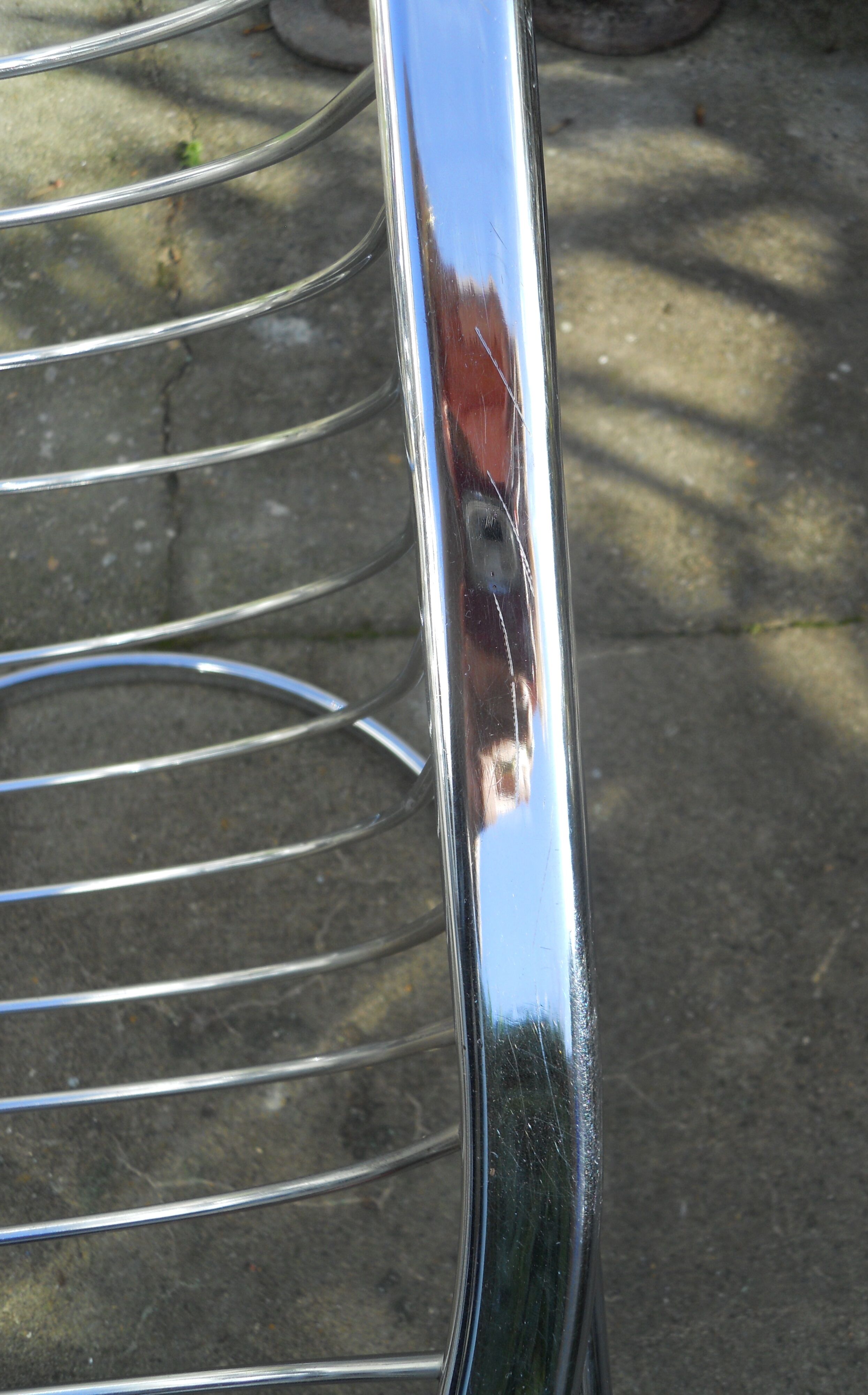 Flesh gastone rinaldi egg chair