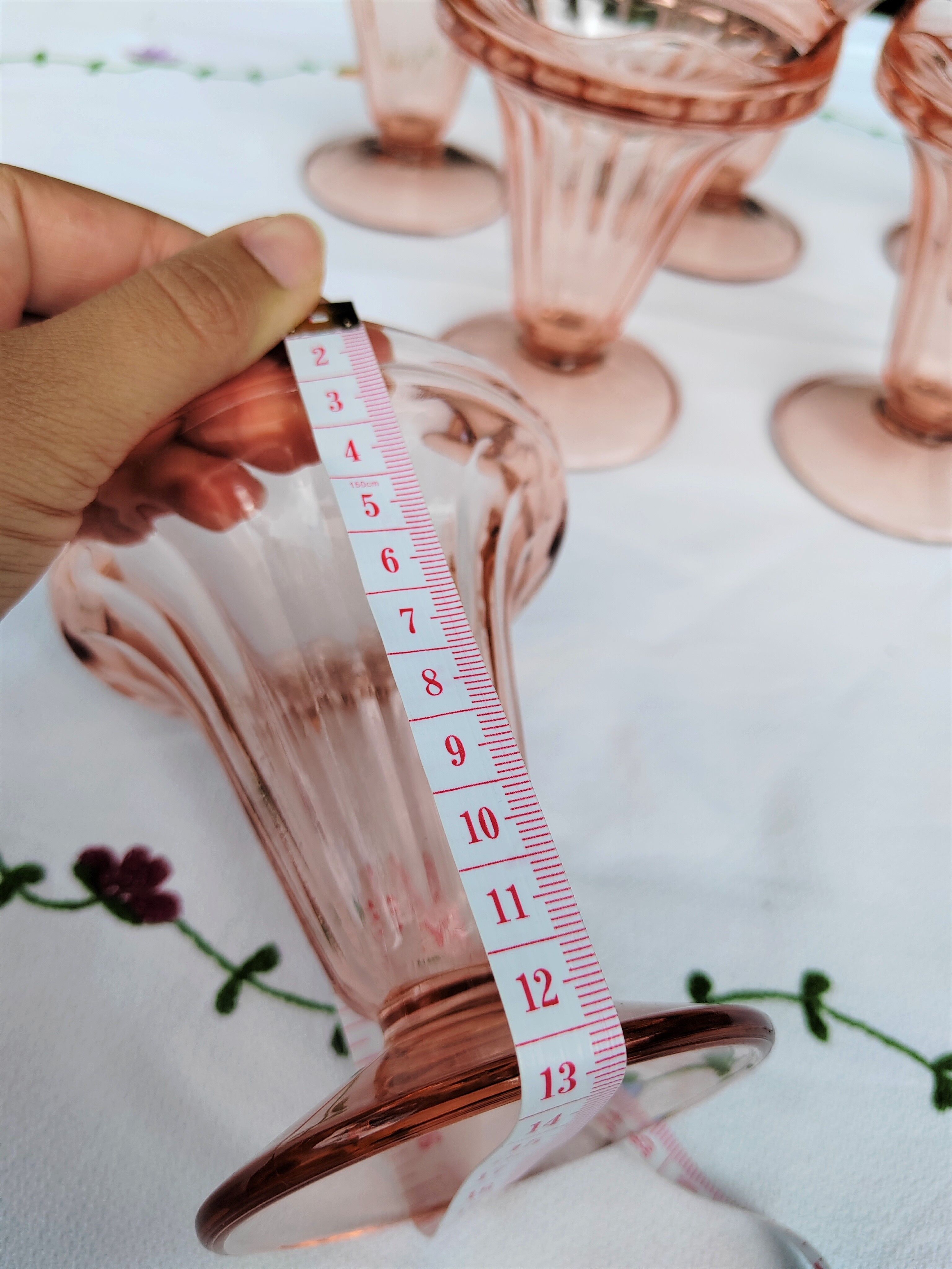 Suite of 6 pink glass ice cream bowls 70s/80s