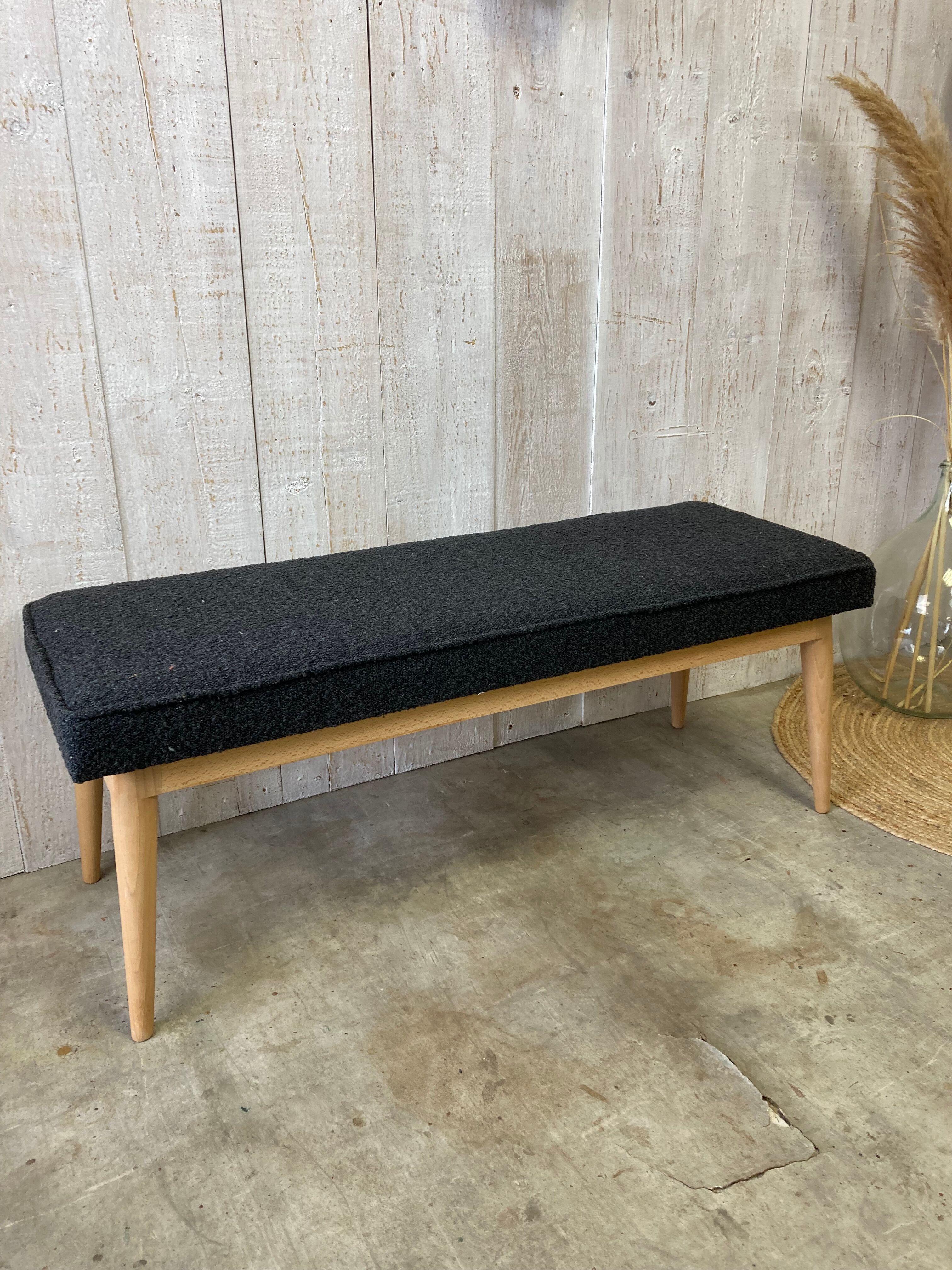 Bench with Scandinavian line