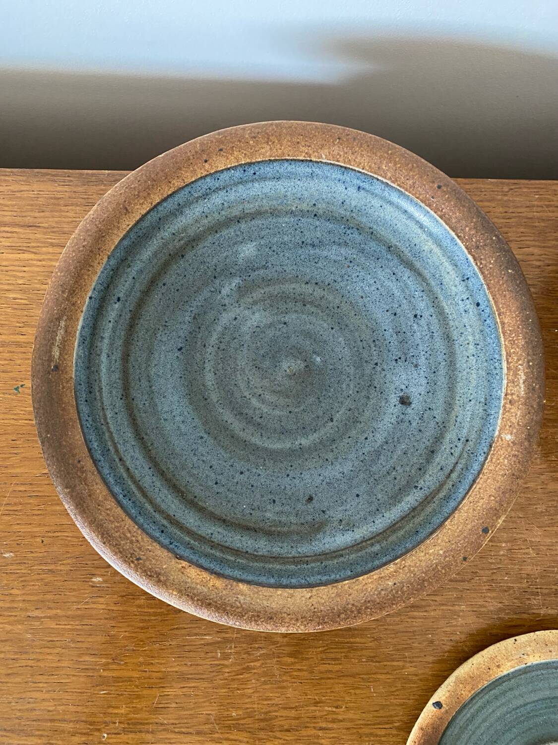 Plat ancien + dessous bouteille PIERRE DIGAN La Borne grès pyrité vintage