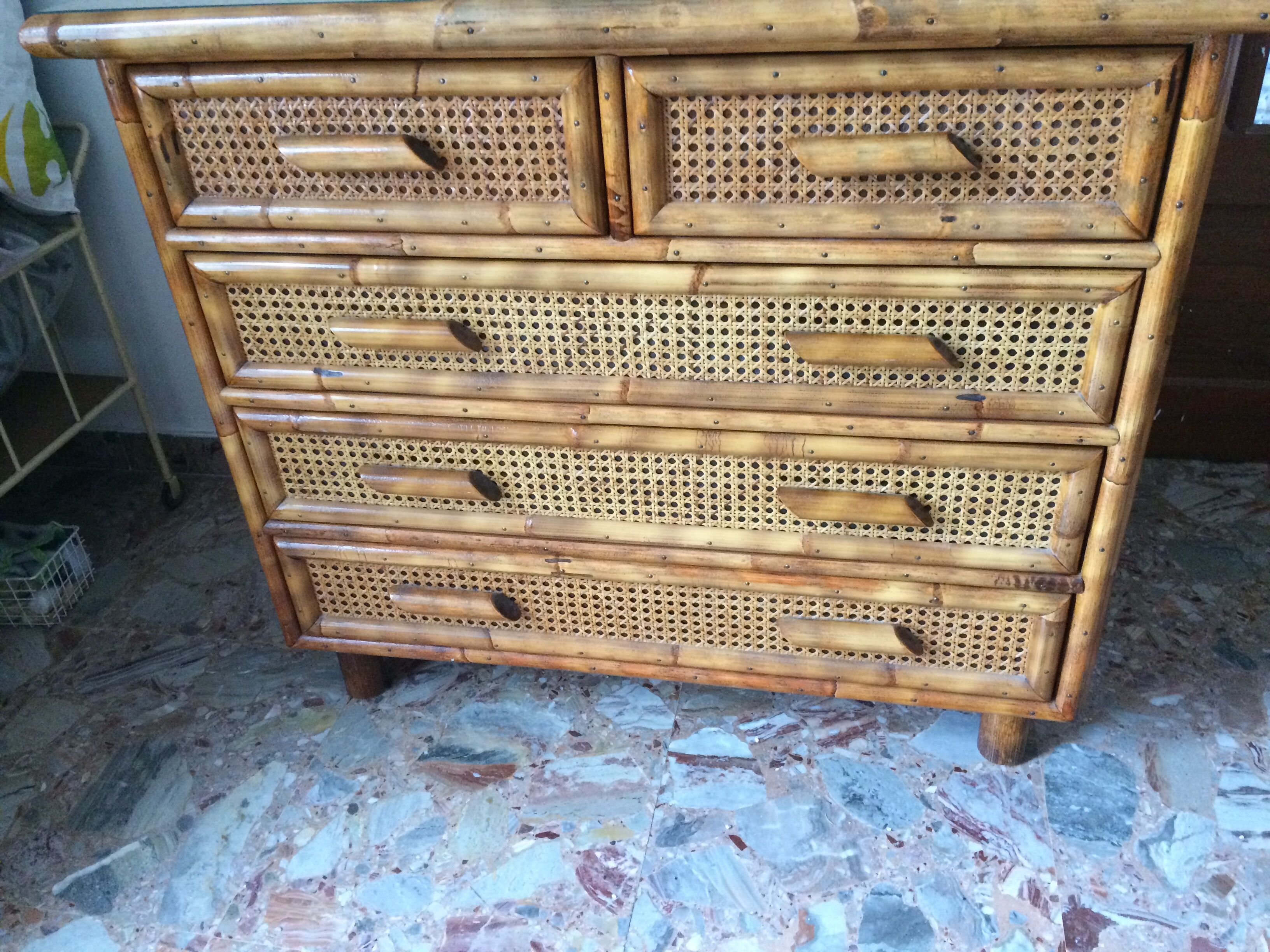 Commode vintage rotin et cannage