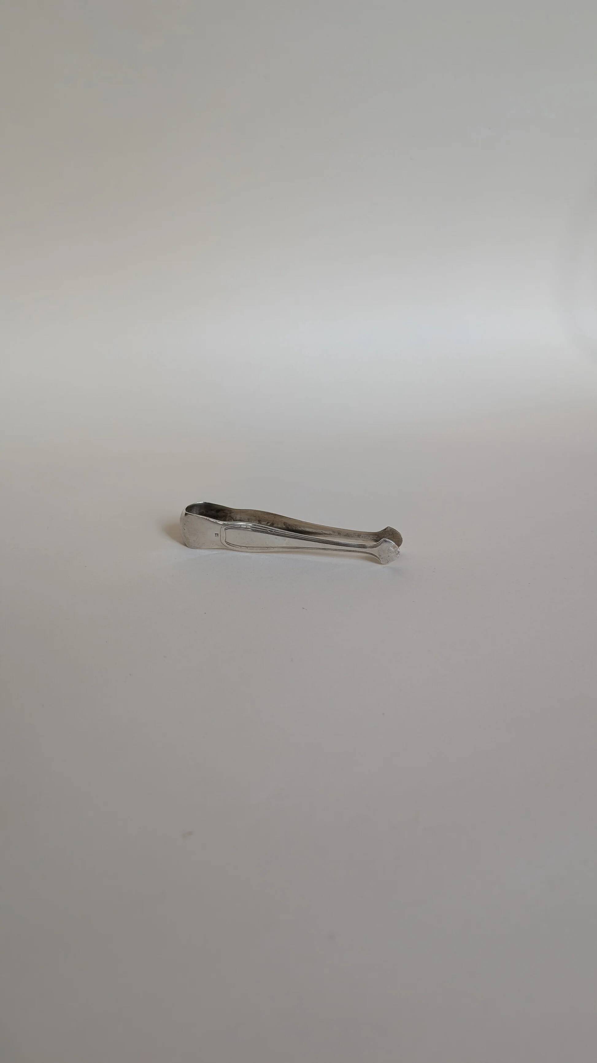 Sugar tongs
