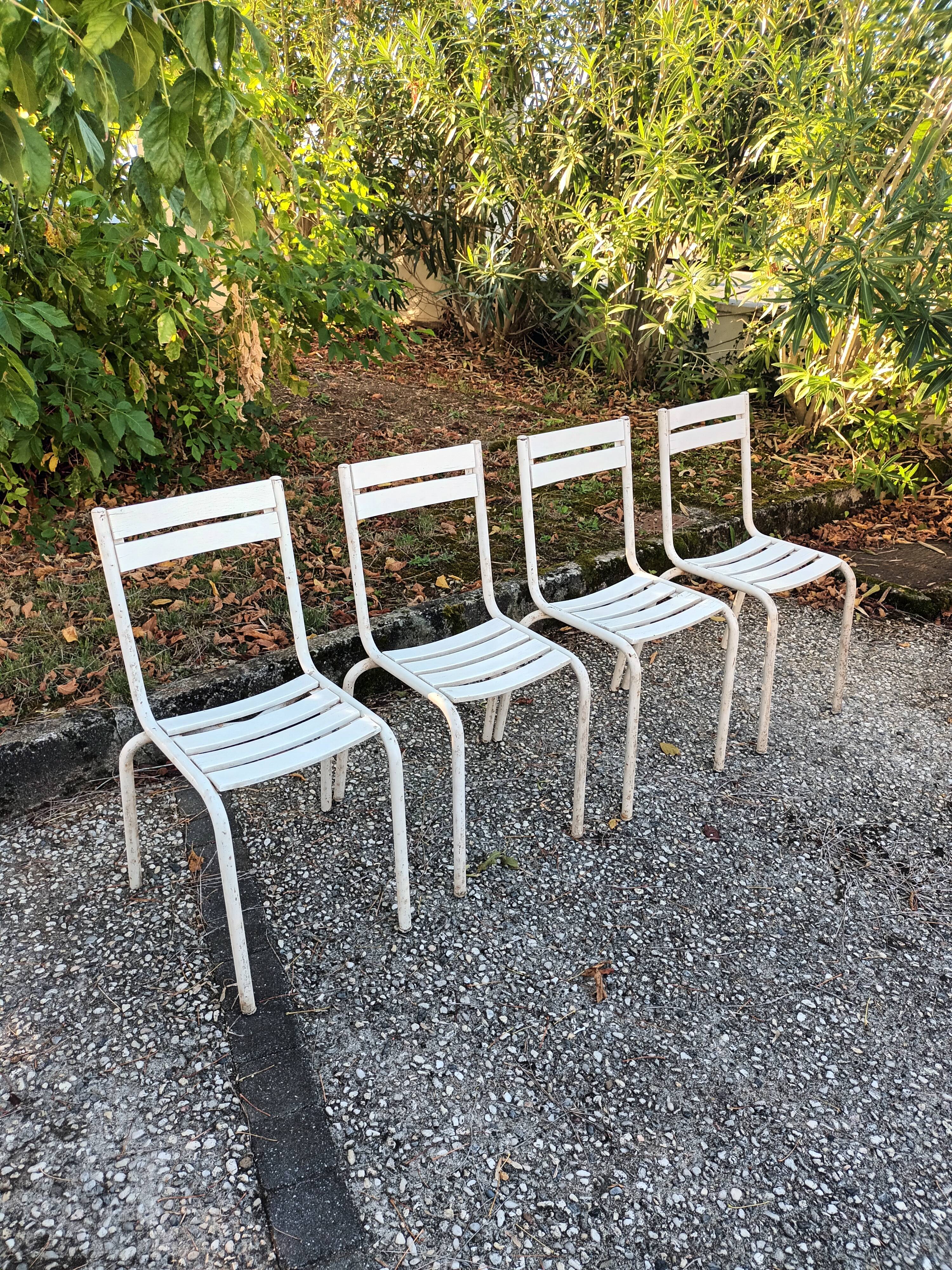 4 chaises bistrot vintage