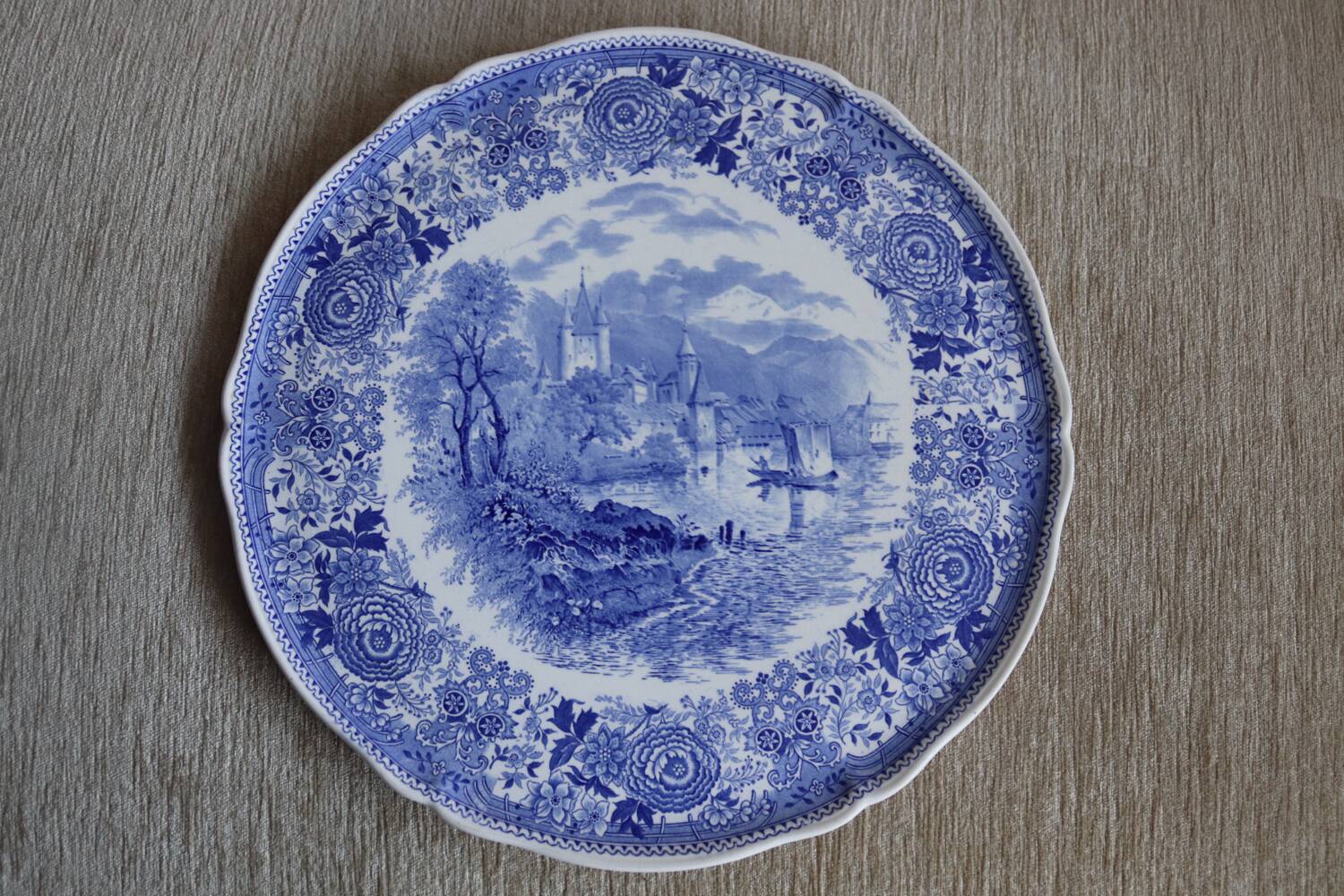 Large antique blue faience dish – "Burgenland" model by Villeroy