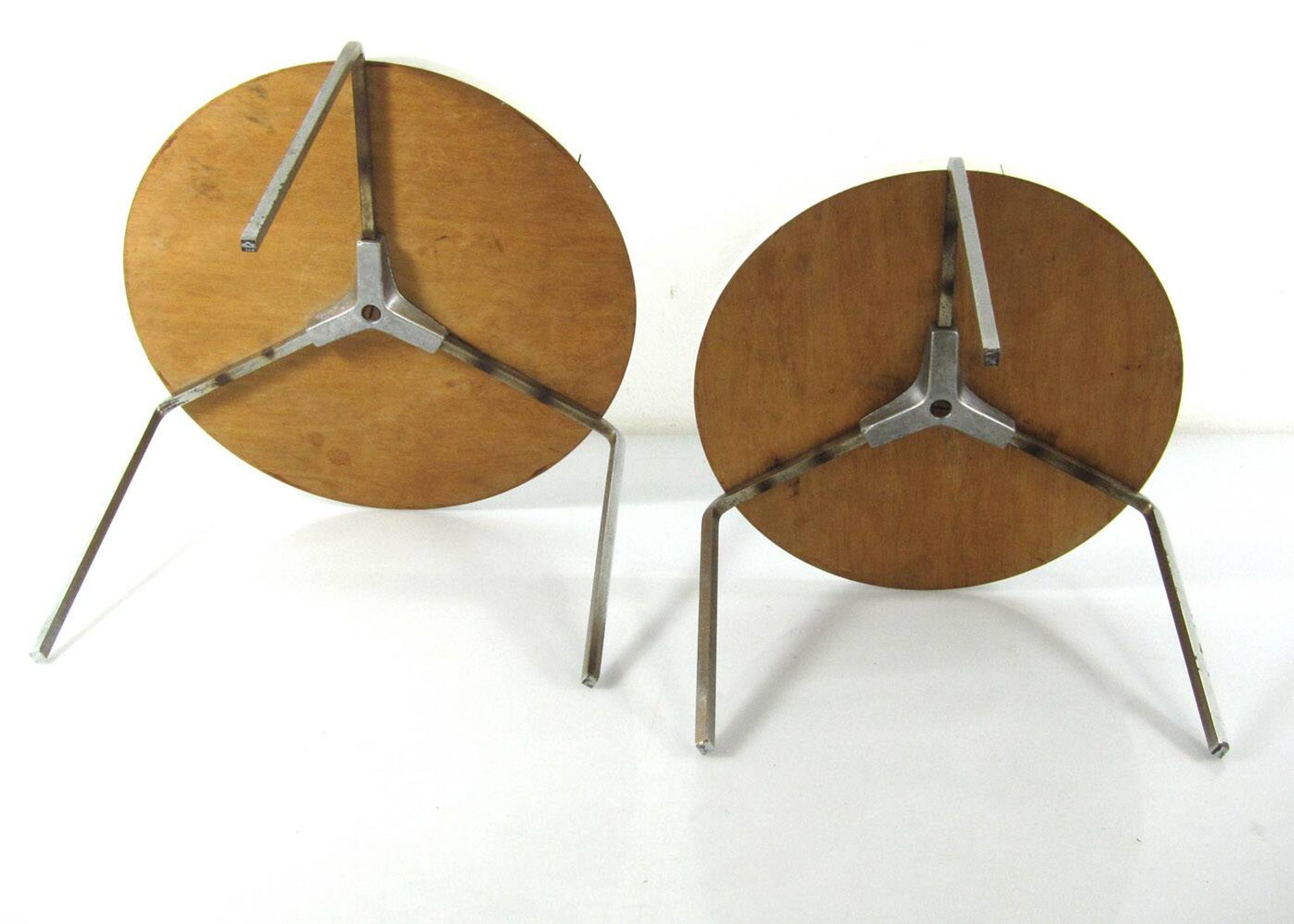 Vaza Roden 60s design tripod nesting tables