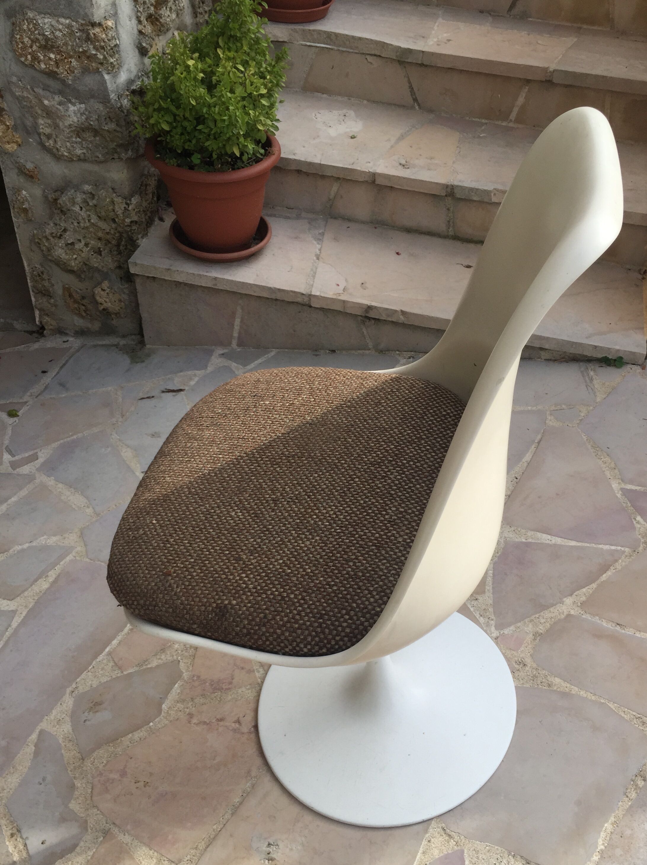 Lot de 4 chaises Eero Saarinen