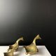 Suite de cendriers « cygnes » en bronze