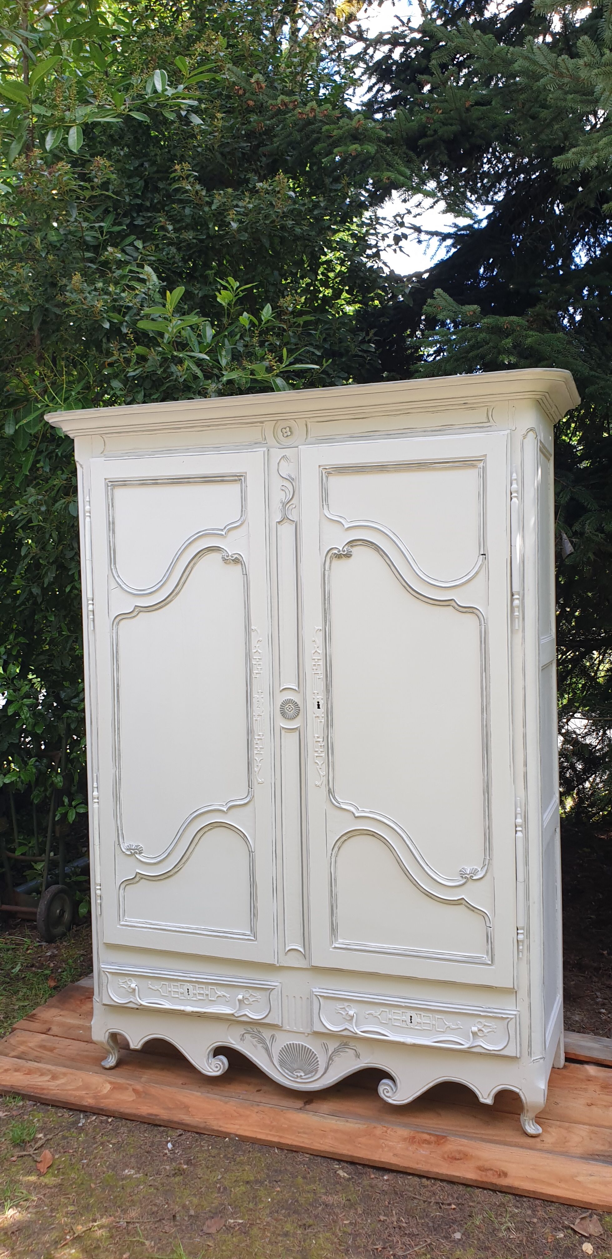 Skated Norman wardrobe