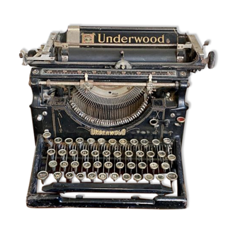 Underwood typewriter