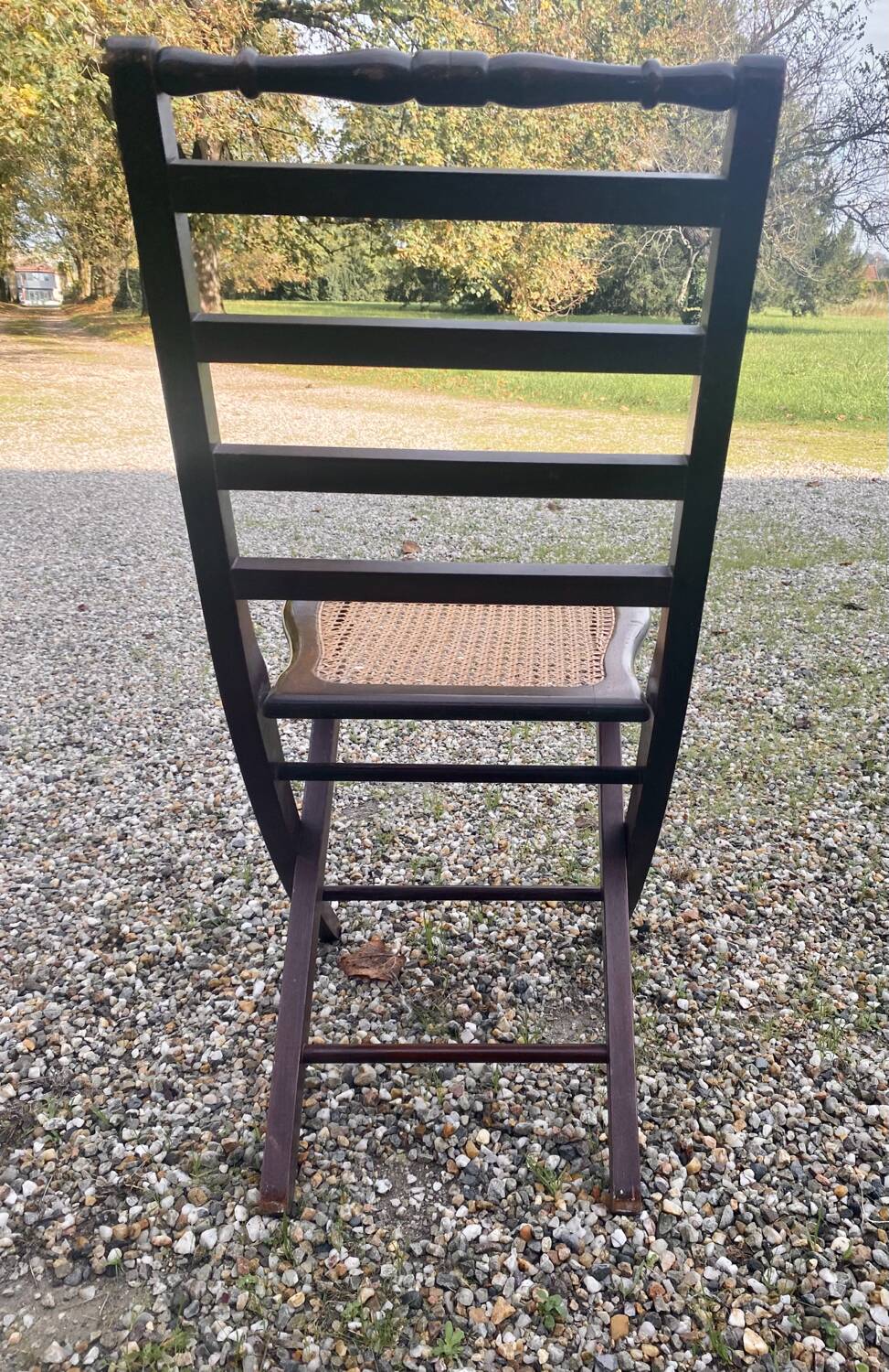 Caned folding chair