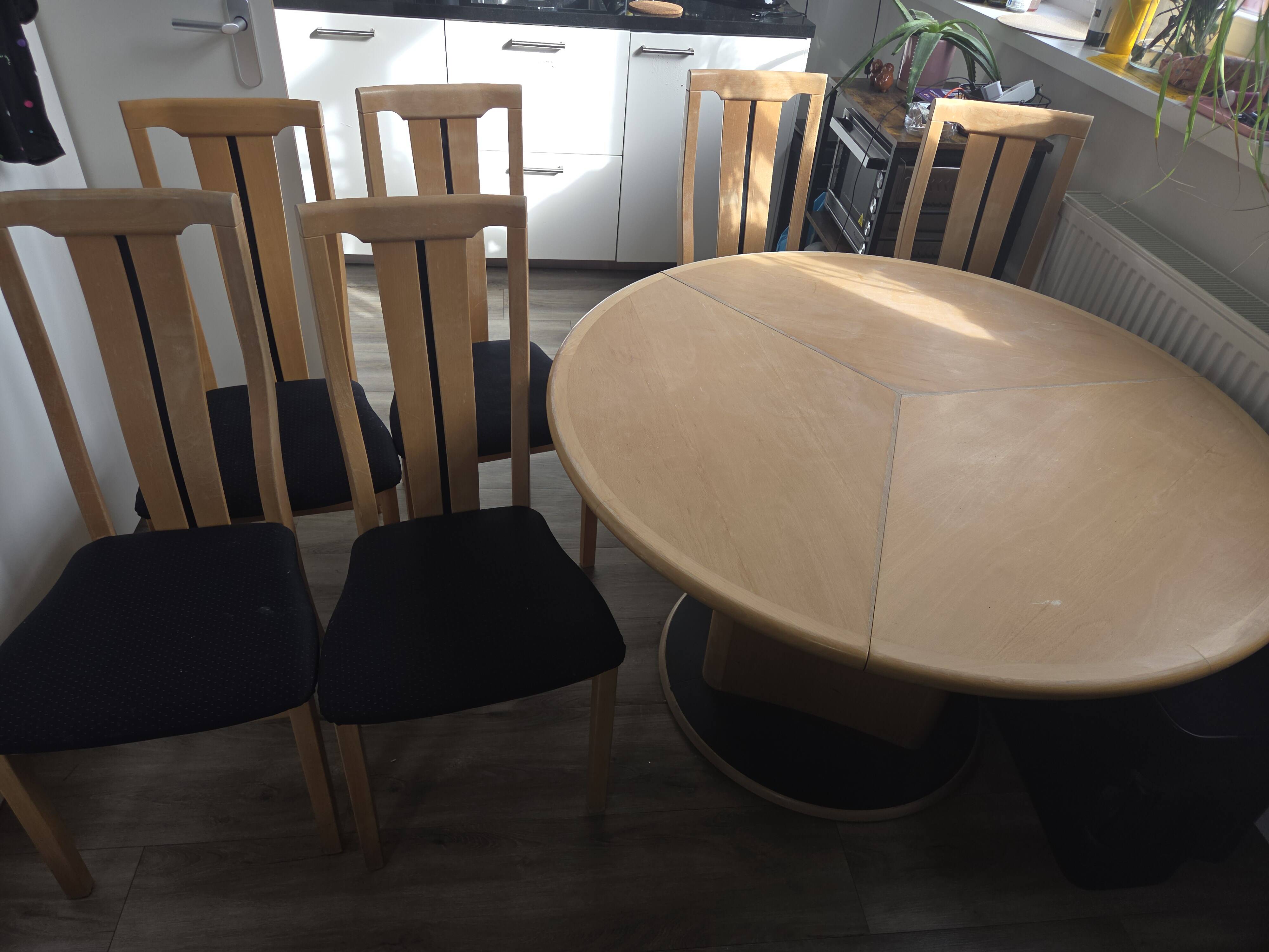 Skovby SM32 expanding dining table + 6 chairs
