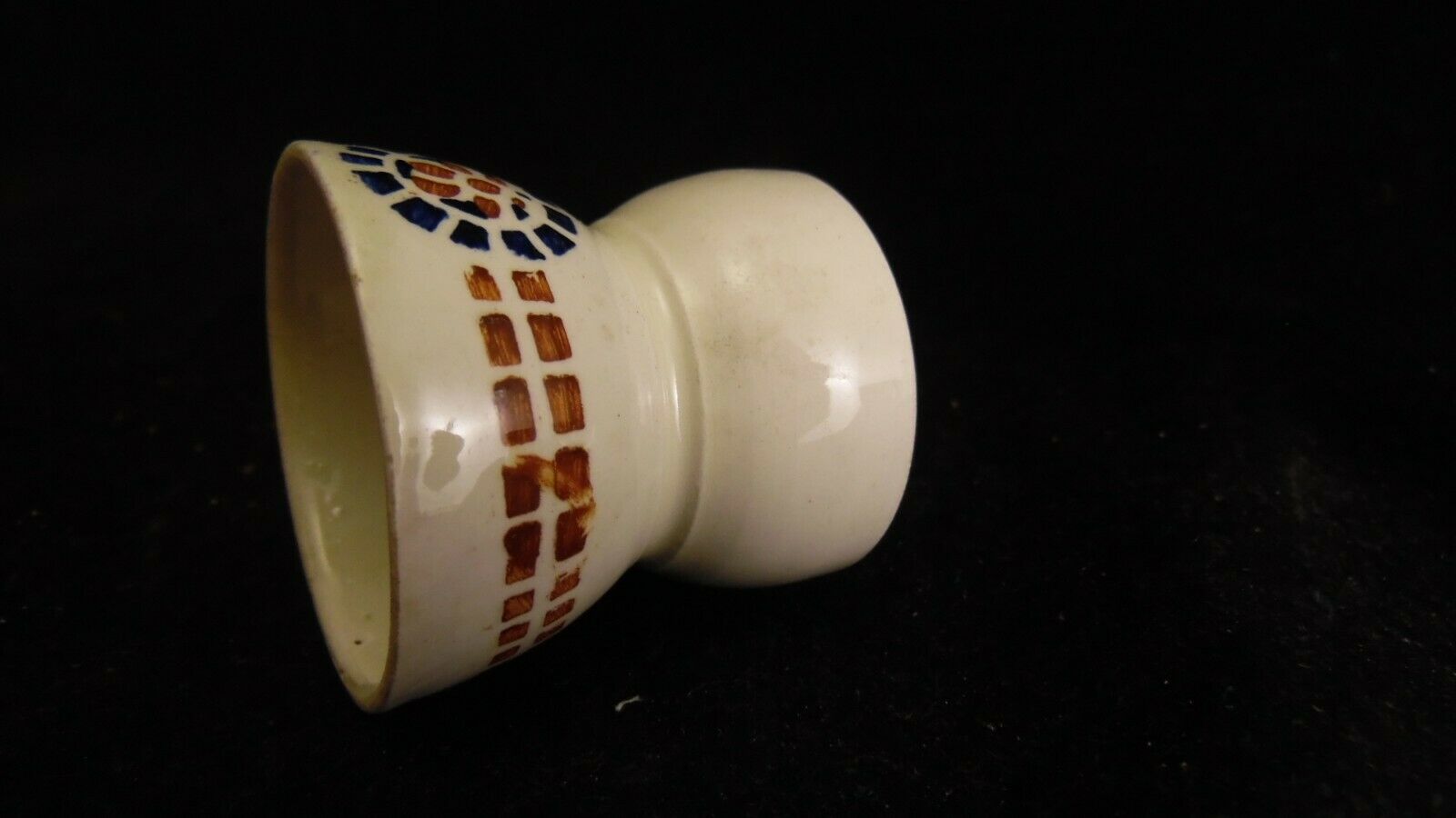 Lot de 5 coquetiers anciens en faience