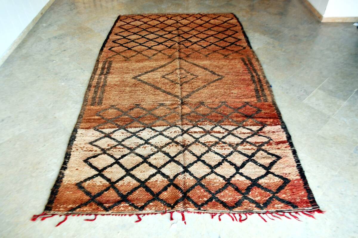 Vintage Beni Mguild Moroccan Berber rug