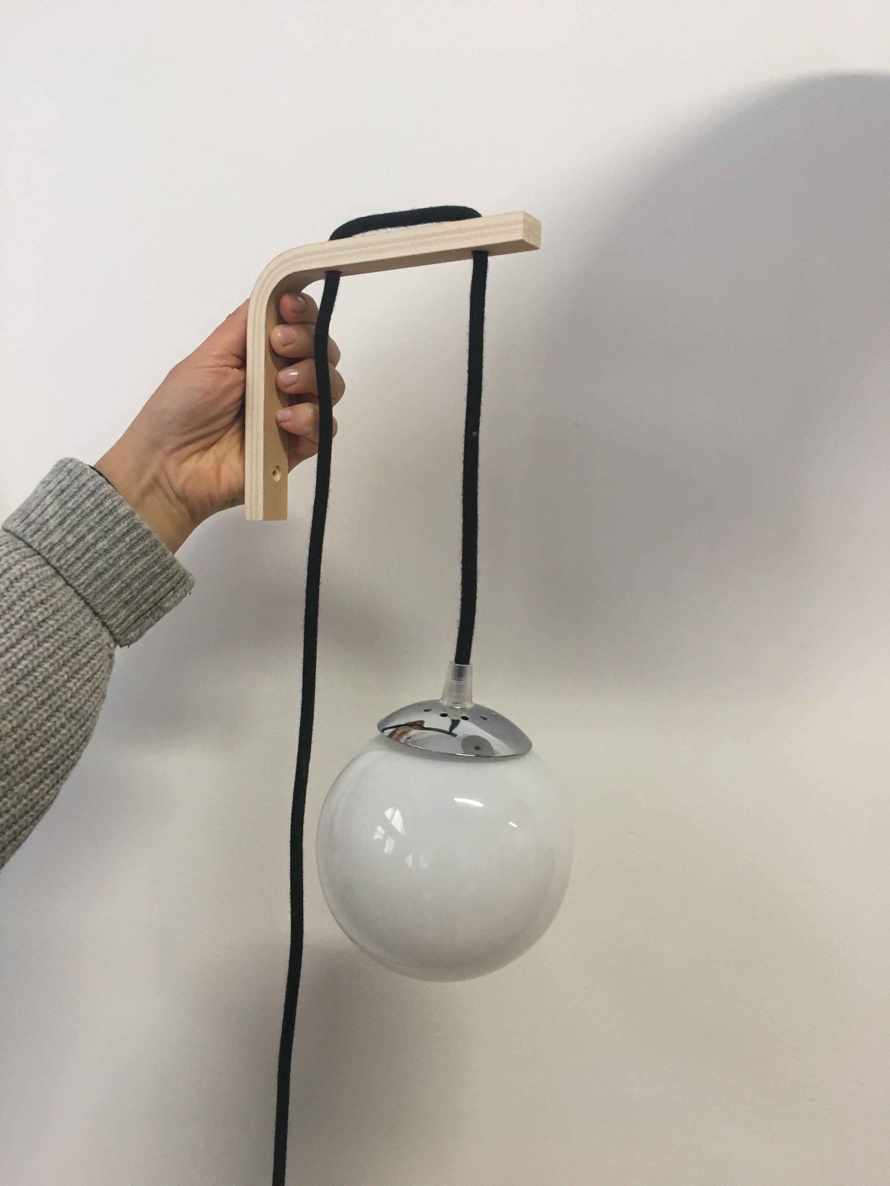 White globe wandering applied