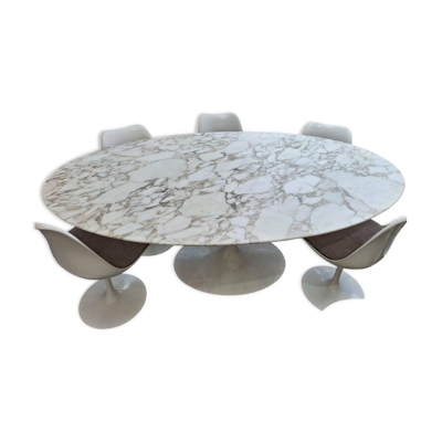 Knoll & eero saarinen ,table ovale ''tulip'', 198x121cm marbre calacatta