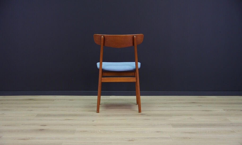 Set of 4 retro chairs from the 1960s