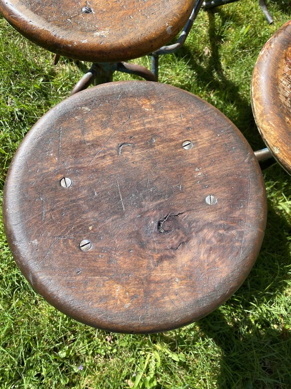 6 adjustable industrial workshop stools, 50s/60s