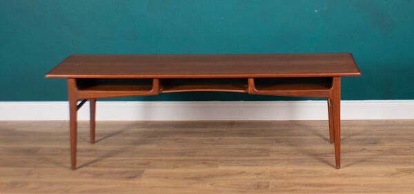 Table basse rétro en teck des années 1960, danoise du milieu du siècle