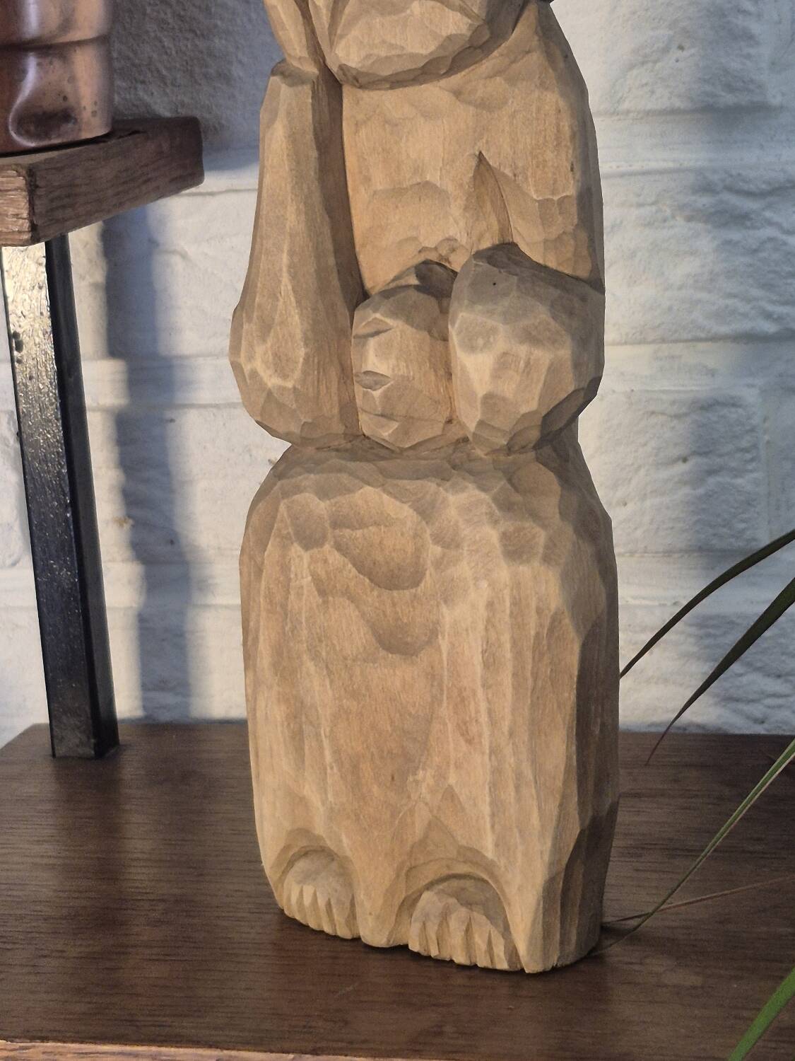 Wooden sculpture statuette