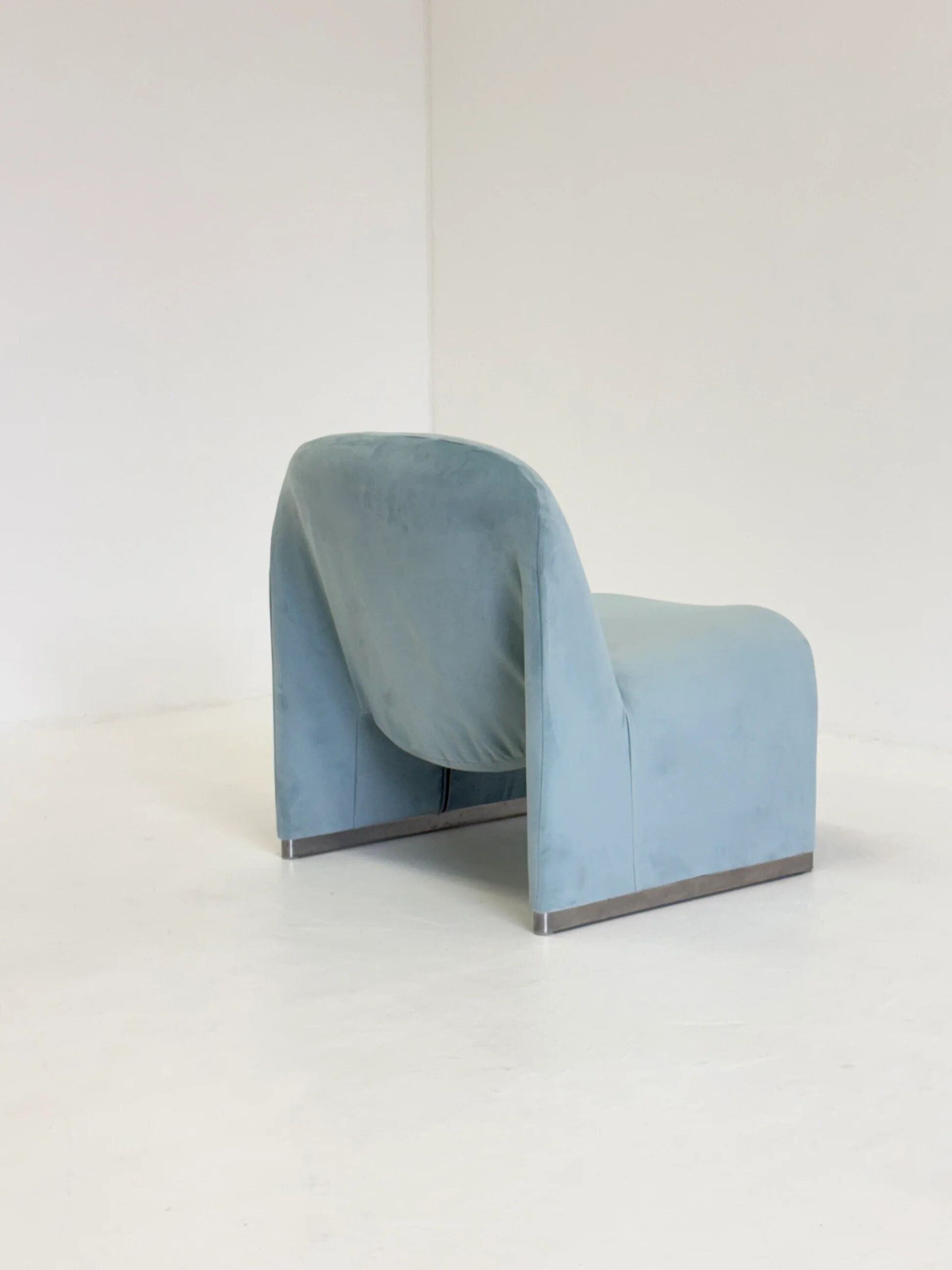 Anonima Castelli Alky armchair in baby blue velvet