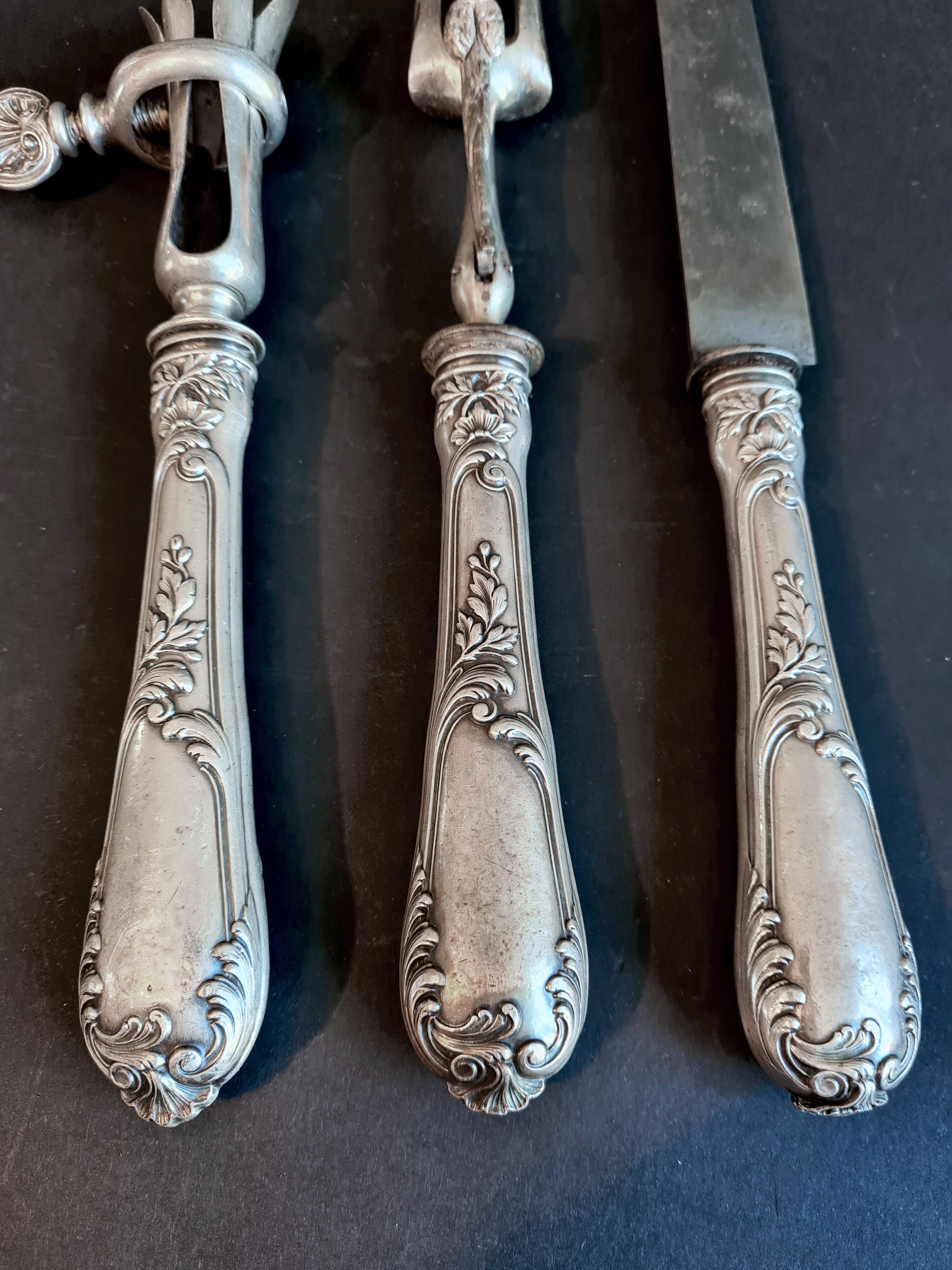Rocaille Style Silver Metal Leg of Gigot Set - Ref 06.