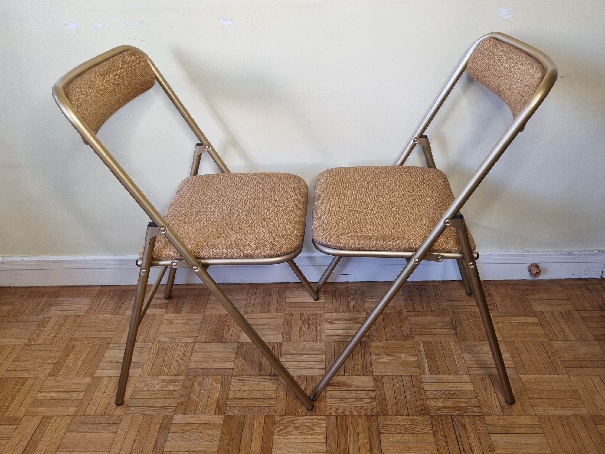 Pair of folding chairs "Plichaise" Souvignet, made in France