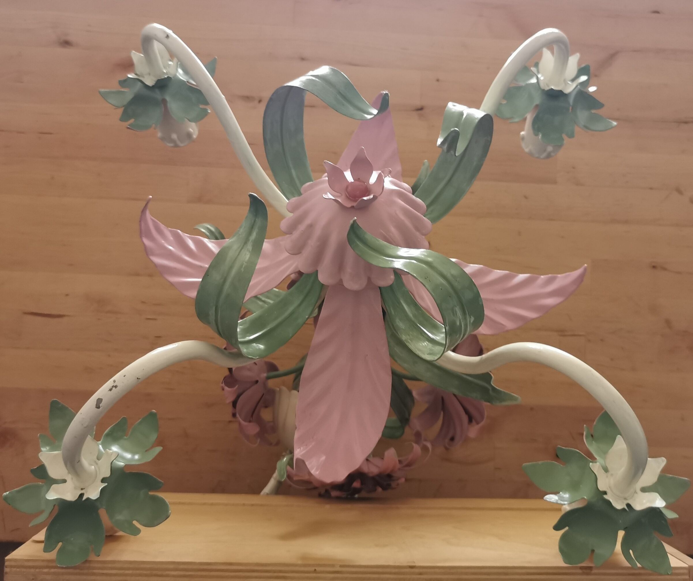 Lustre iron and painted sheet flowers camellias