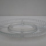 oval plate in molded glass with compartments