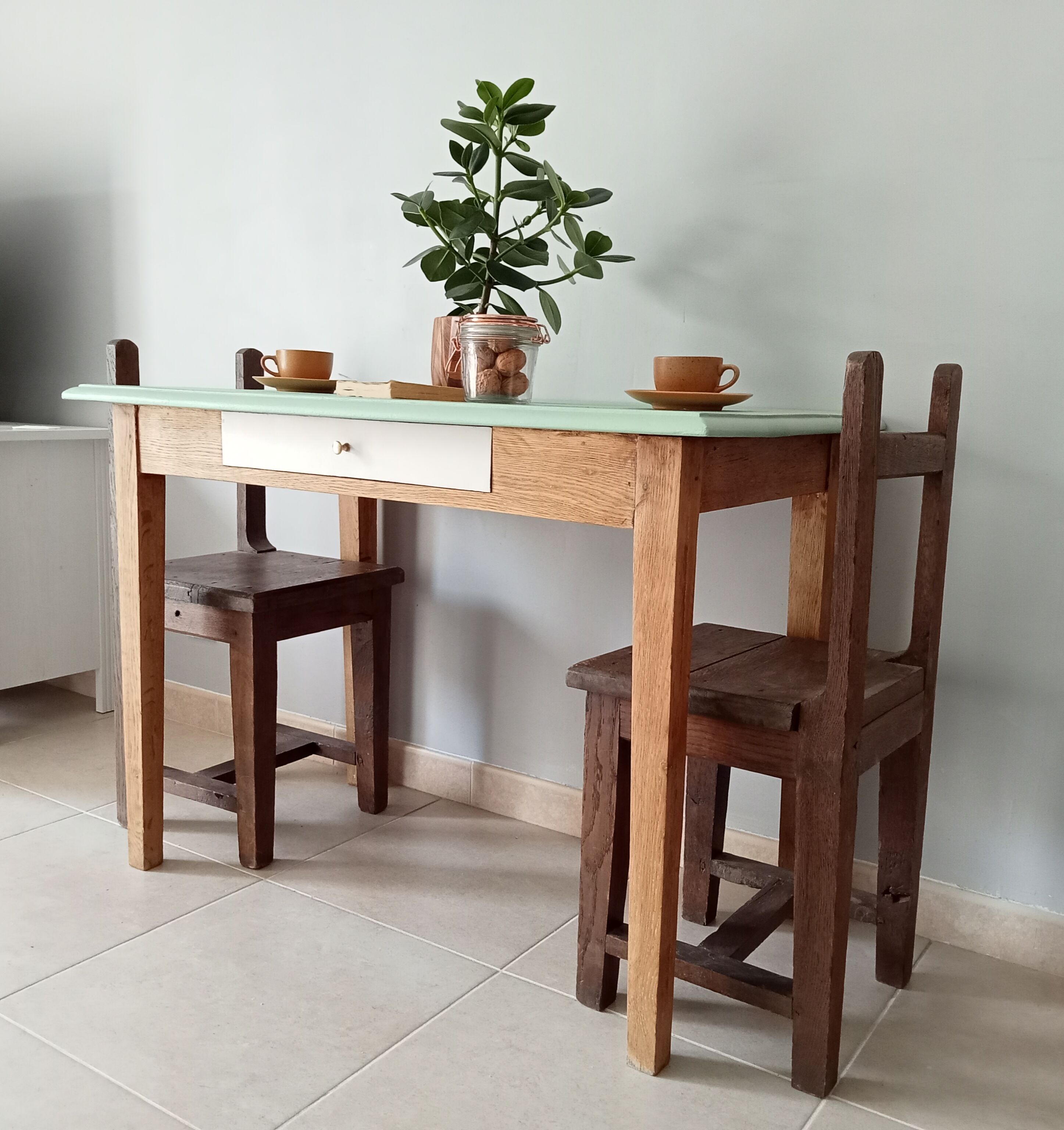 Solid oak farmhouse table 30/40s