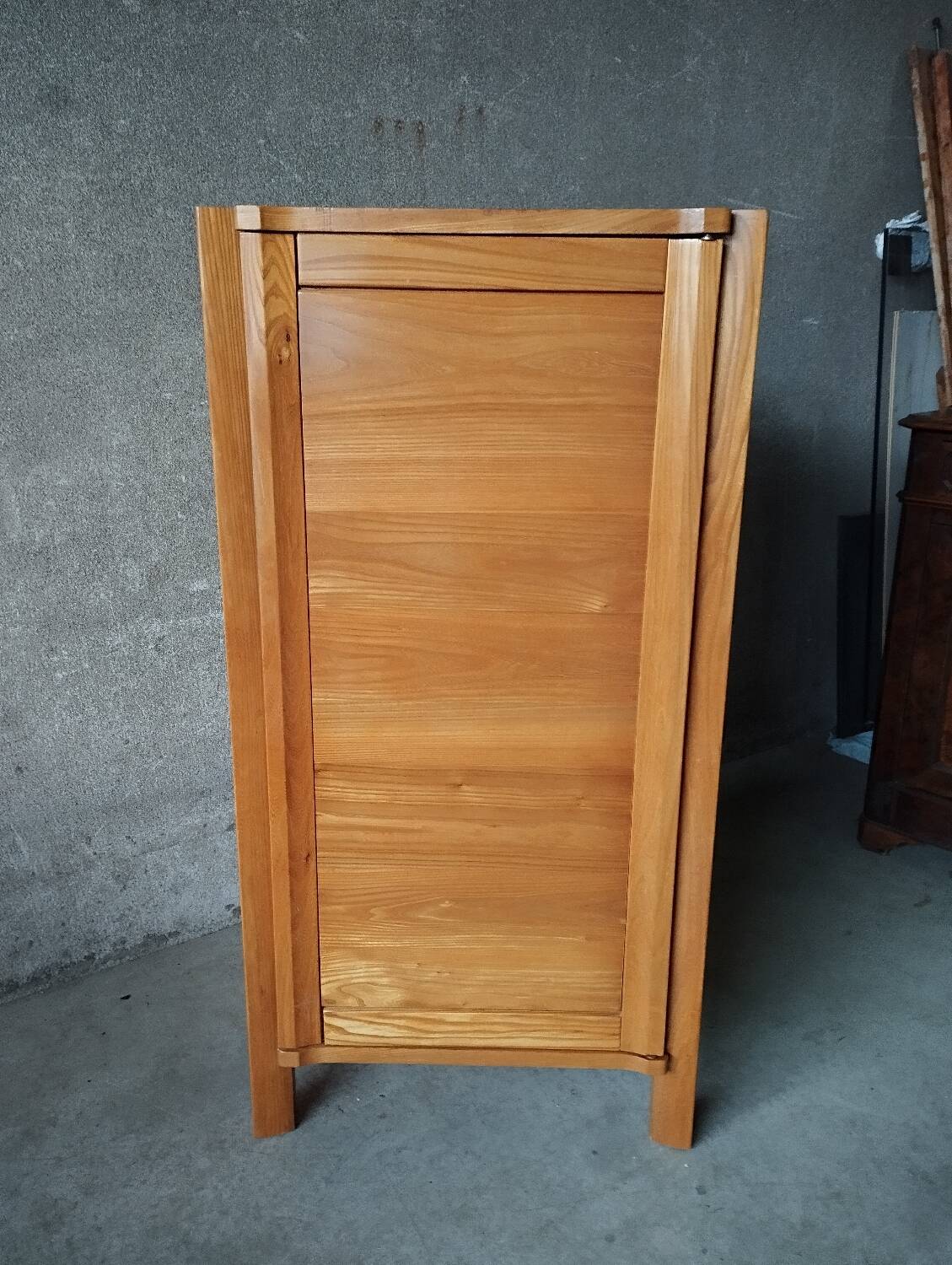Small wardrobe, occasional furniture