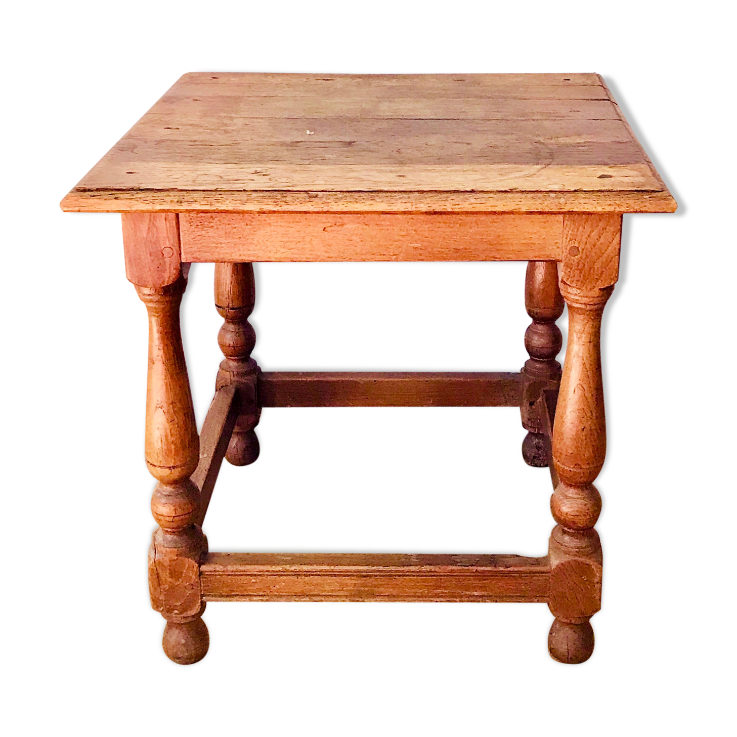 Coffee table, end table in oak.