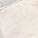 Traditional handmade azilal rug size 150 x 250 cm