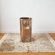 Porte-parapluie italien en laiton martelé 1970-80