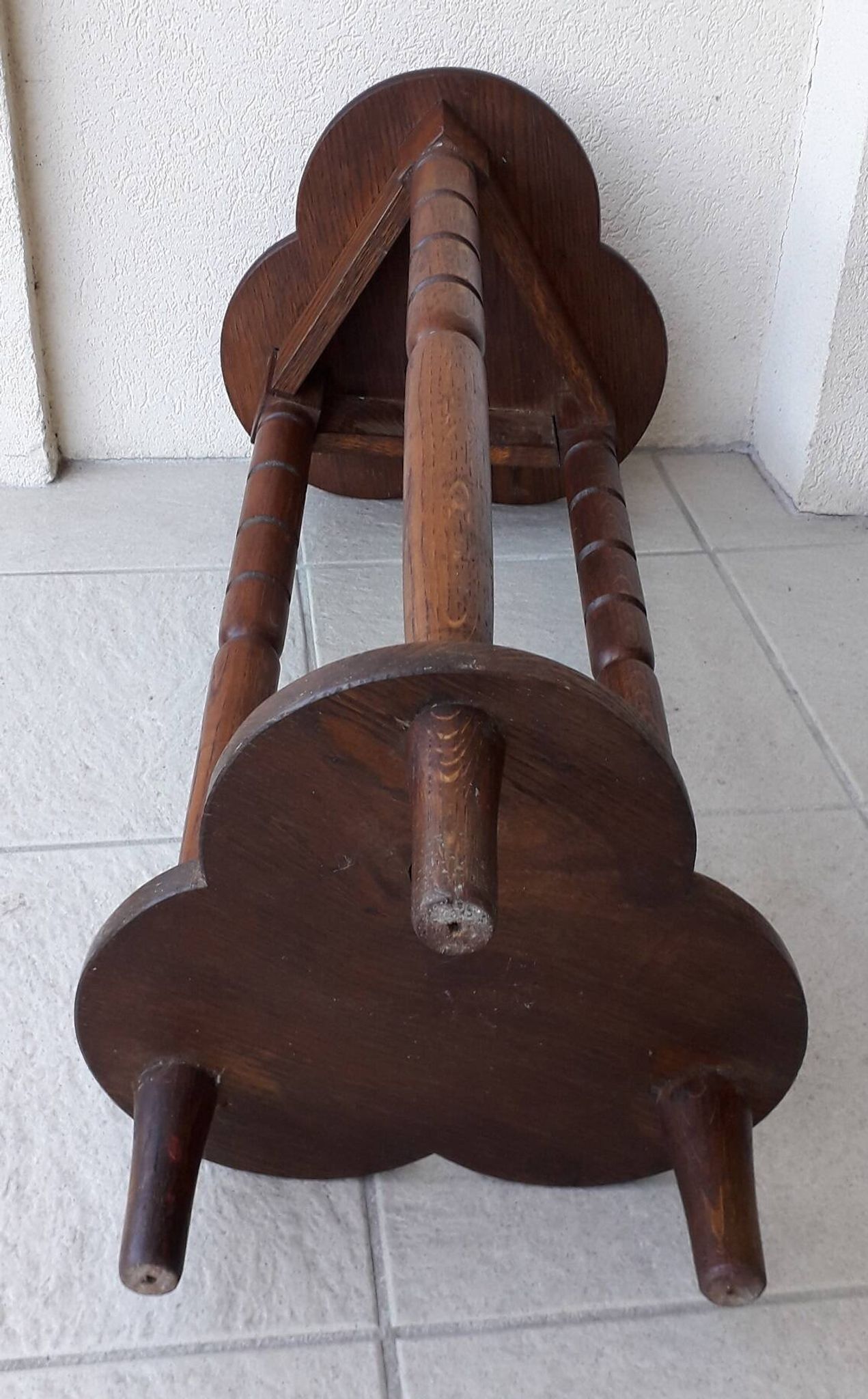 Sellette en bois