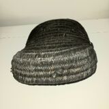 Panier plat en osier et cordage noir