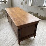 Drapery oak counter 1900
