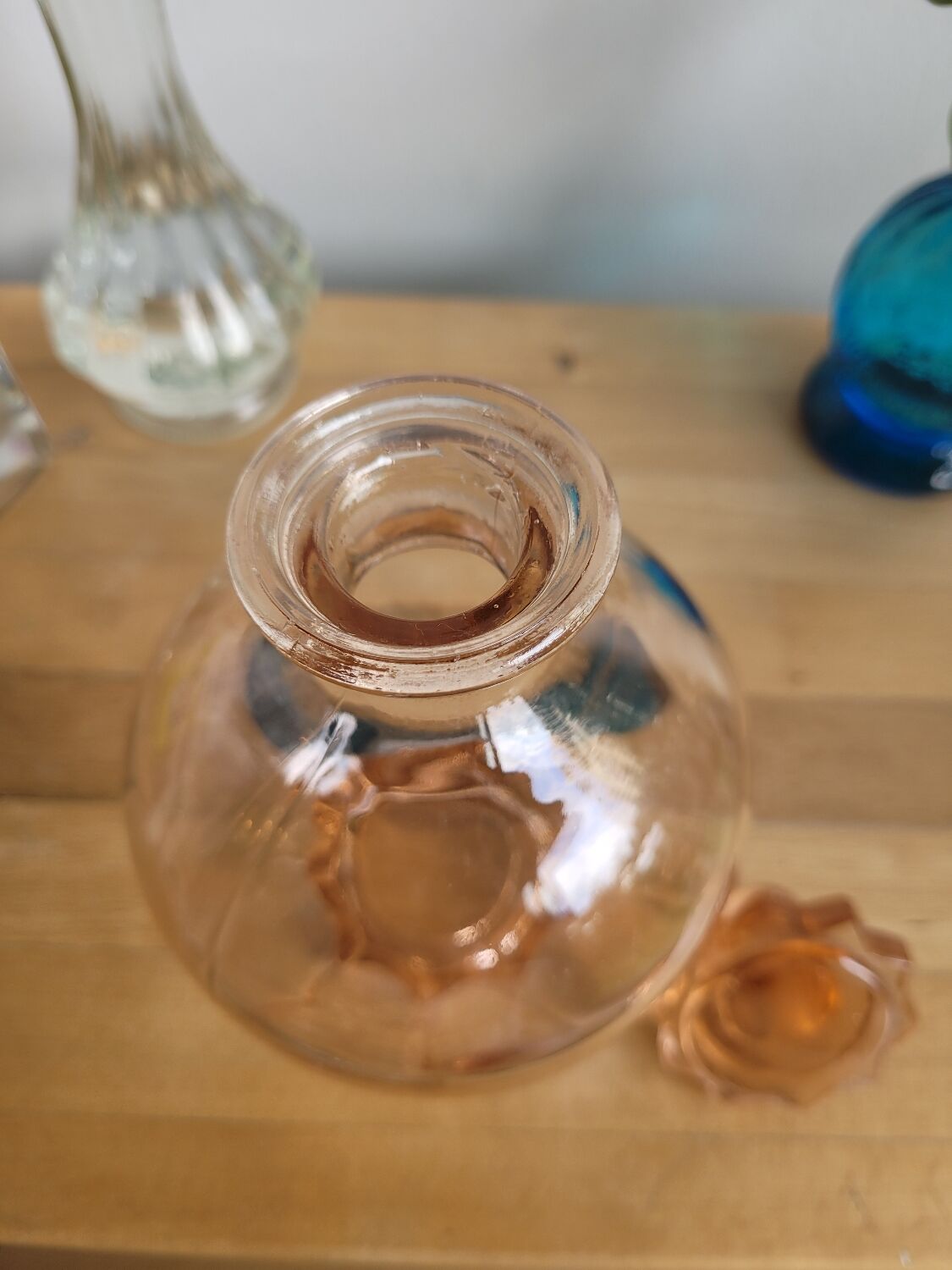 Vacuum glass decanter