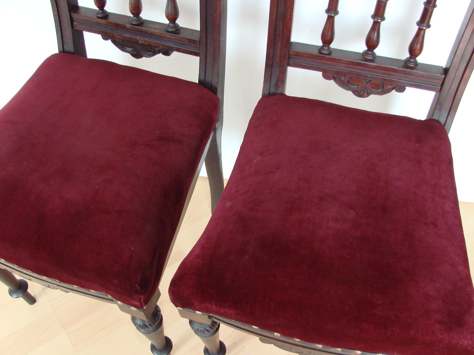 Pair of chairs from the 19th century