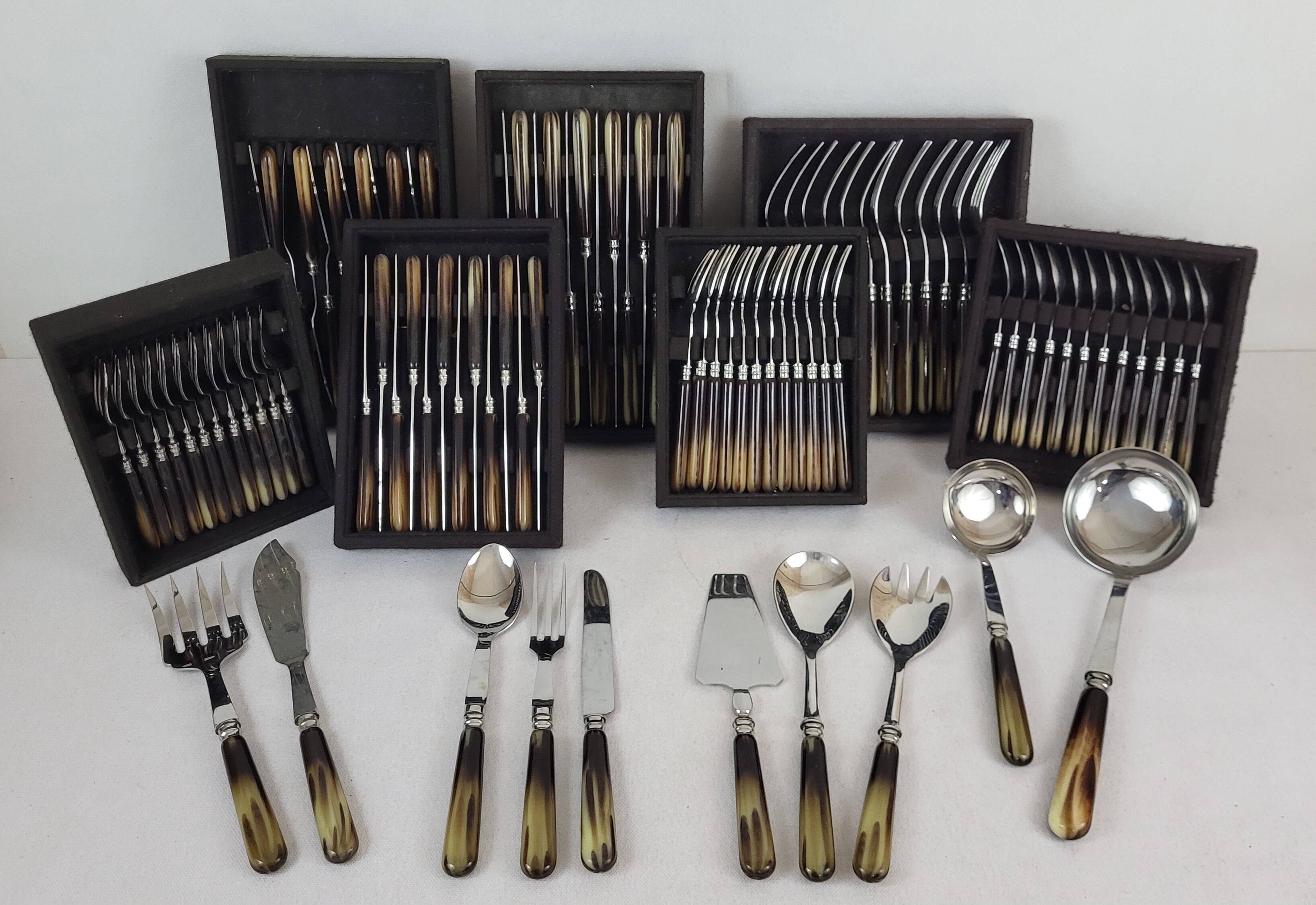 105 piece cutlery set