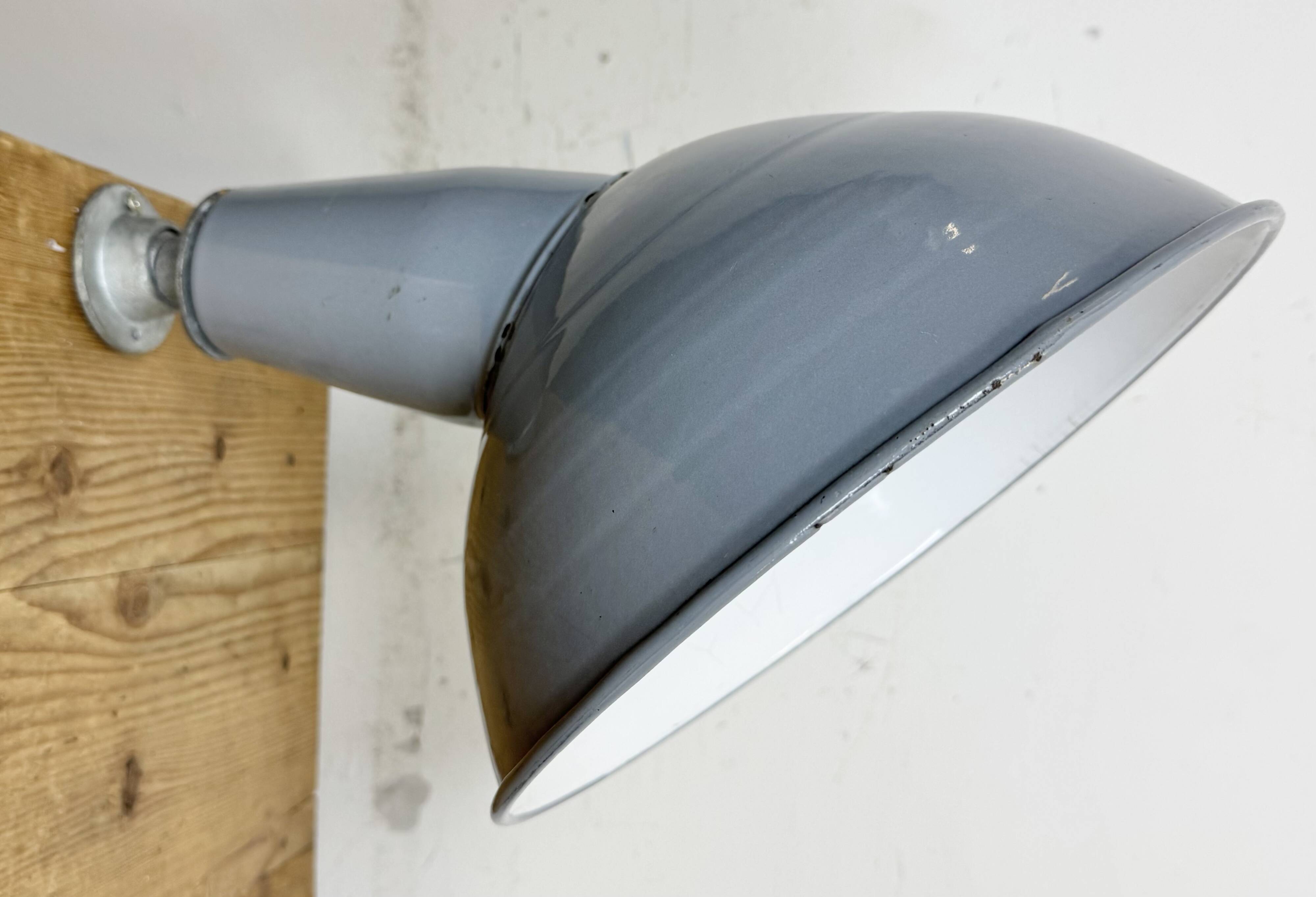 Industrial British Grey Enamel Factory Wall Lamp, 1960s