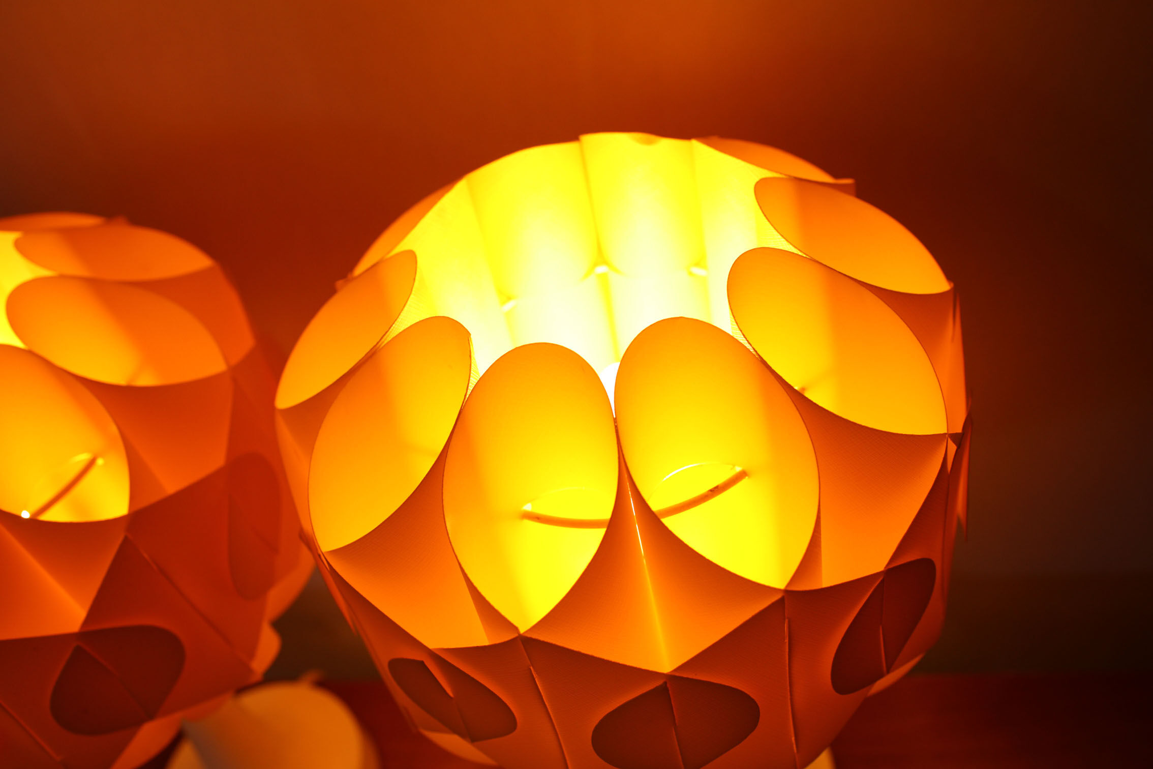 2 Tulip Tablelamps yellow 1970s