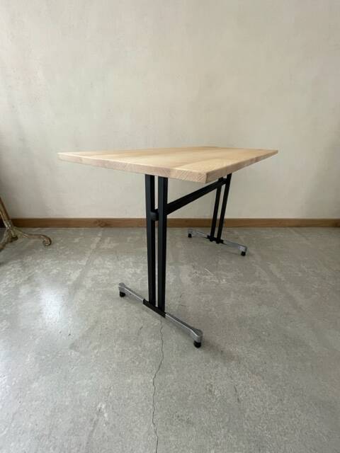 Bistro table