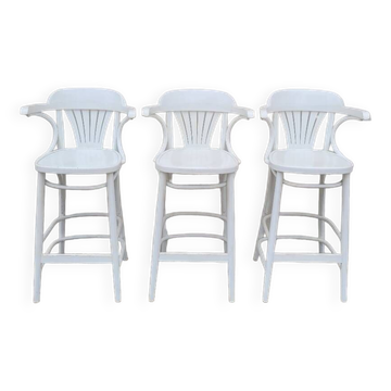 Série de 3 tabourets de bar en bois courbé